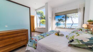 3 chambres, fer et planche Ă repasser, Wi-Fi gratuit, draps fournis