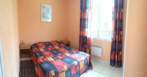2 chambres, fer et planche à repasser, Wi-Fi