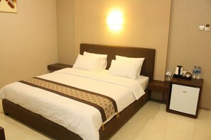 Kamar Superior, 1 Tempat Tidur King | Meja kerja, kedap suara, Wi-Fi gratis, dan seprai linen