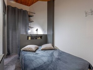 3 bedrooms
