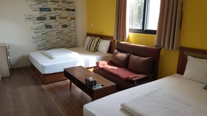 遮光布/窗簾、免費無線上網、床單