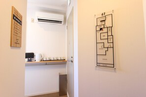 Basic Apartment | In-room safe, free WiFi, bed sheets - JUSTIN FUKUOKA (Fukuoka)