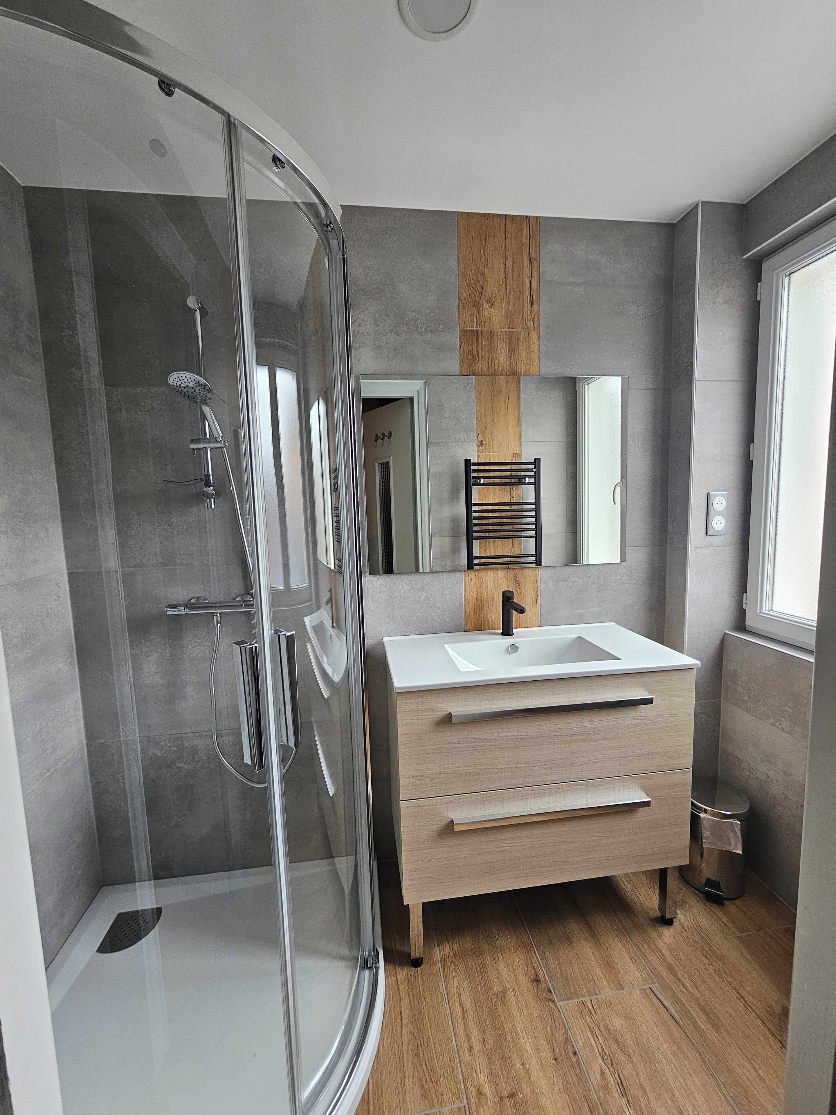 Dusche, Haartrockner