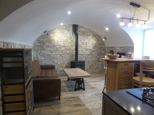 Privatwohnung klassifiziert 3 * im Haus aus dem 17. Jahrhundert