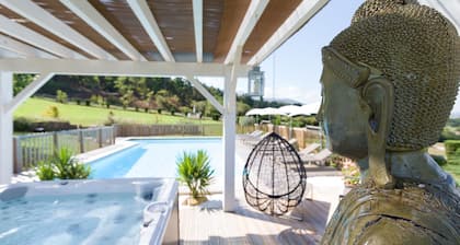 GĂźte de charme et d exception, piscine et jacuzzi, prĂšs de Saint Jean de luz
