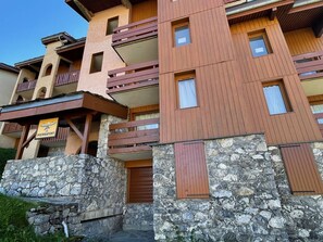 Exterior - Valmorel Apartment - Ski-in/Ski-out, pets allowed, balcony, equipped kitchen (Valmorel)