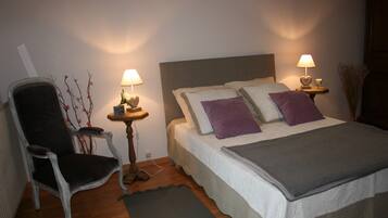 3 slaapkamers, een kluis op de kamer, een strijkplank/strijkijzer