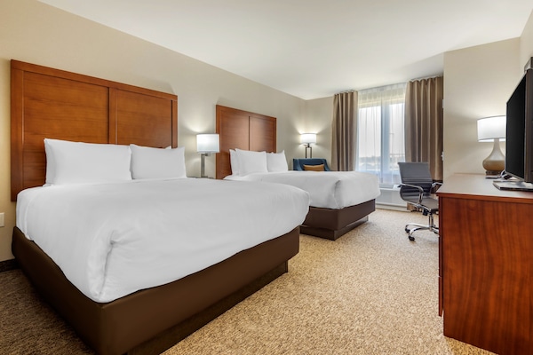 Quarto standard, 2 camas Queen, para não fumantes | 1 quarto, roupas de cama premium, edredons de pluma