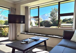 Télévision à écran plat, jouets