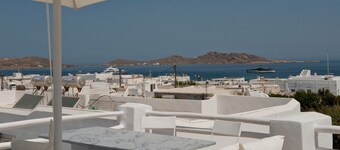 The "Meltemi" house - Traditional and Contemporary!