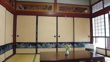 Japanese Style Room | Iron/ironing board