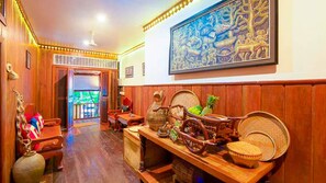 Khu sảnh