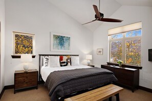 3 bedrooms, desk, iron/ironing board, WiFi - One of the Nicest Condos in East Vail, Newly Remodeled, Free Shuttle Access (Vail)
