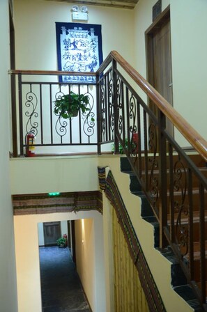 Staircase - Guilin Lotus Hotel (Guilin)