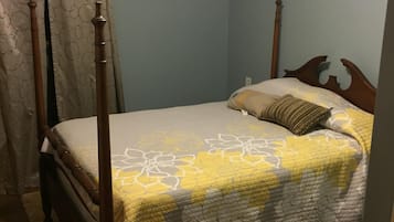 3 bedrooms, iron/ironing board, free WiFi, bed sheets
