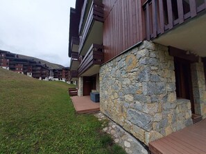 Exterior - Spacious 2-Room Apt for 5, Ski-In/Out, Near Lift & ESF, Well-Equipped, Valmorel (Valmorel)