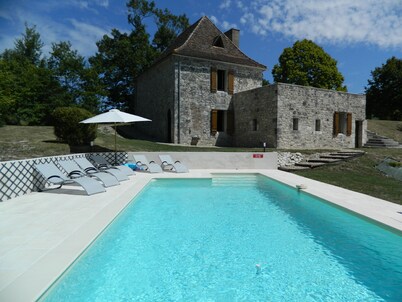 Casa de campo con piscina privada para 6 personas en un lugar privilegiado
