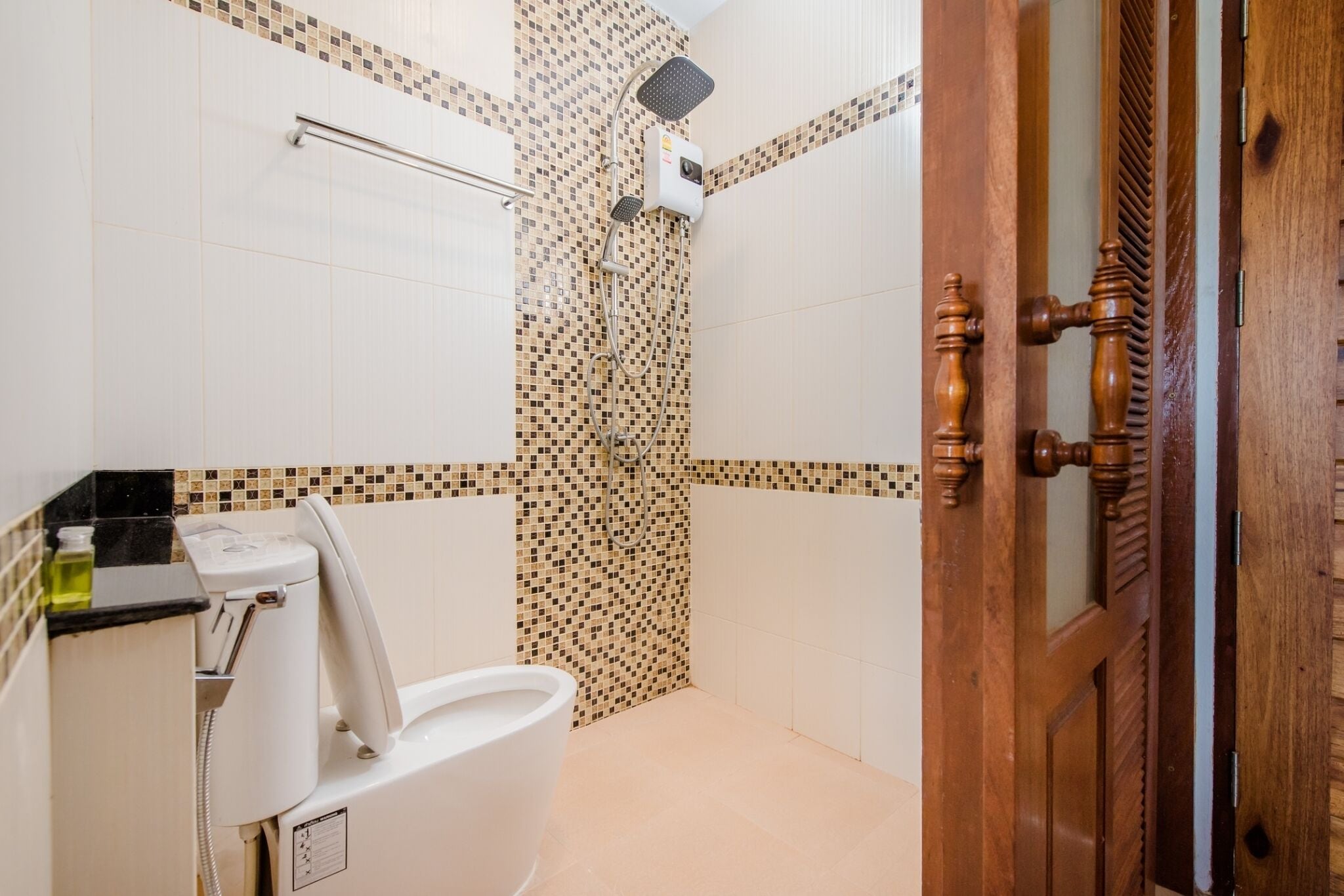 Photo - Lanta Ray Bay Hotel