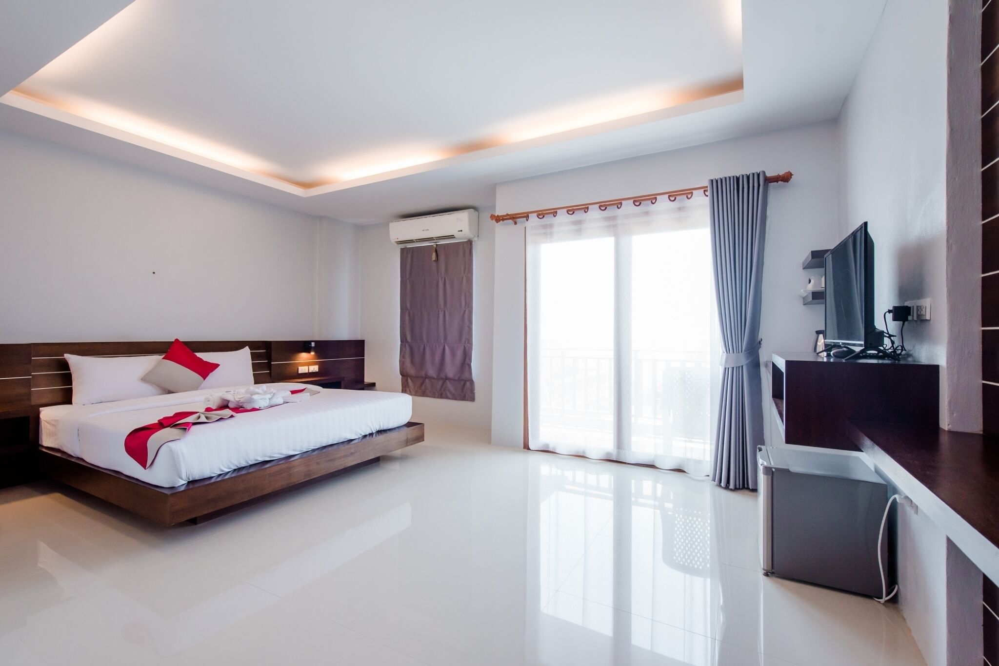 Photo - Lanta Ray Bay Hotel