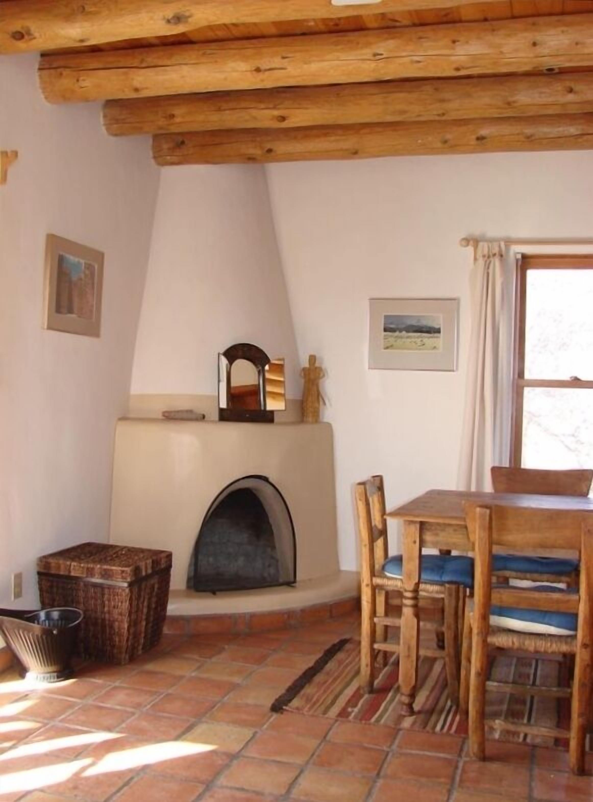 Nambe Country Retreat - near Pueblos, Abiquiu and Santa Fe