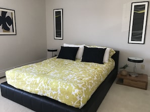2 habitaciones, escritorio, wifi y ropa de cama 