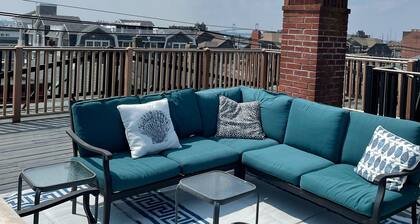 3 Bedroom 3 Bath w/ Roof Top Deck in the Heart of Newport