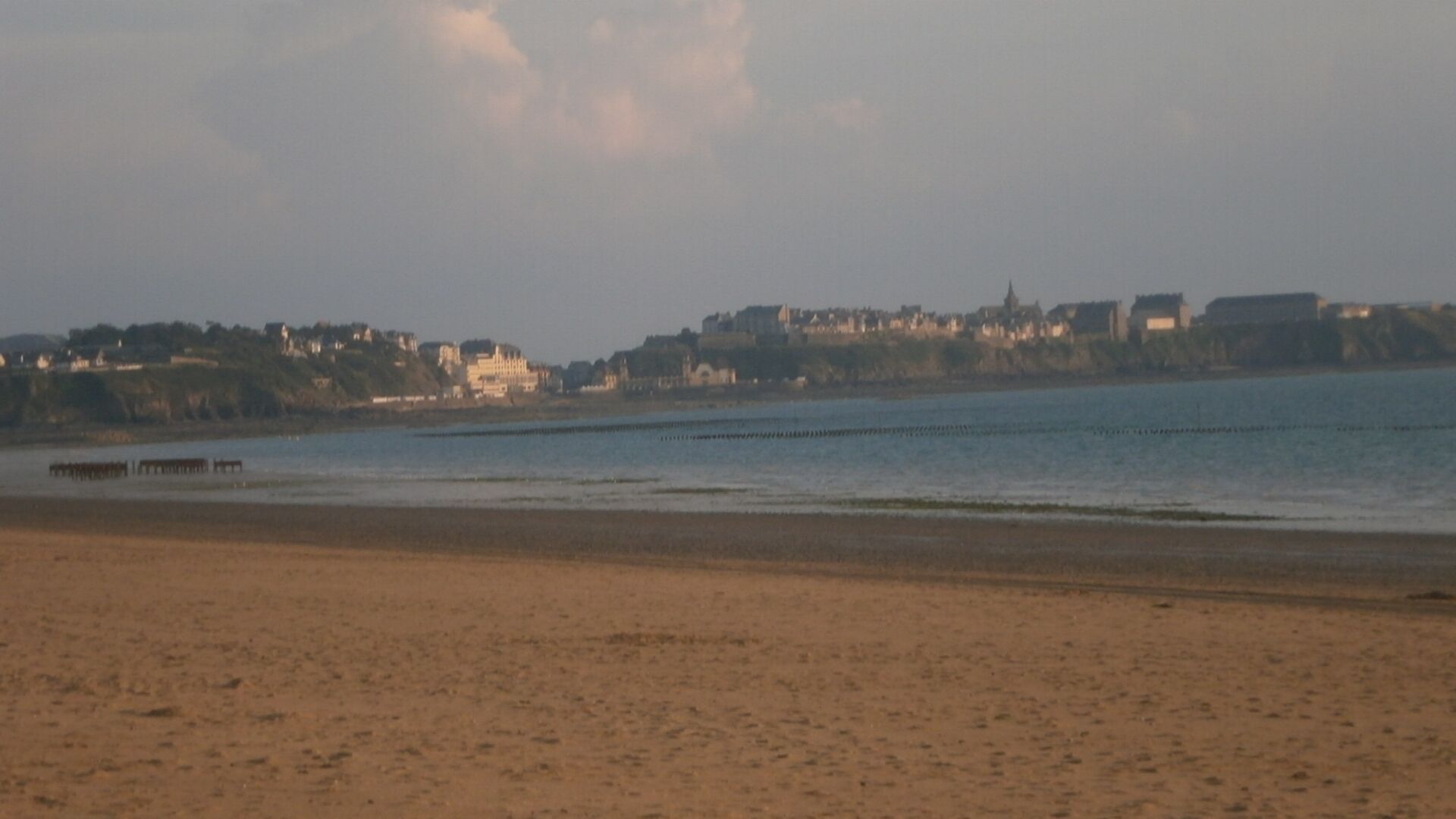 Beach nearby, sun-loungers