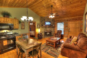 Interior - Nature's Harmony #10 Cabin – Your Perfect Getaway (Sevierville)