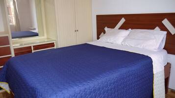 6 Schlafzimmer, Bügeleisen/Bügelbrett, WLAN, Bettwäsche