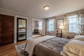 1 chambre, bureau, fer et planche à repasser, accès au Wi-Fi (inclus)