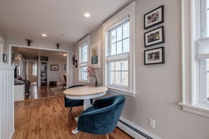 Dining - Panoramic Water, Island & City Views w/Private Roof Deck (Portland)