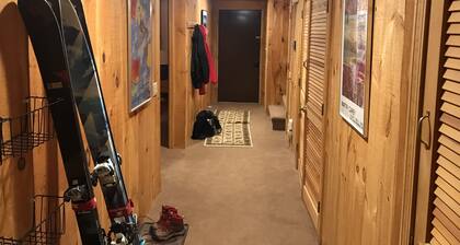 Rustic and cozy Walk In-Walk Out Ski Condo