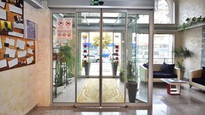 内部エントランス