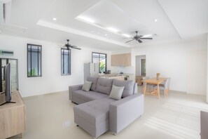 Living room - mil pool villa (Hua Hin)