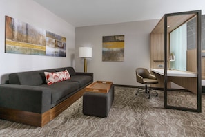 Suite, Multiple Beds, Non Smoking | Living area