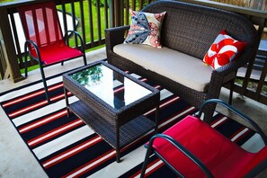 Property grounds - NEW HOT TUB! POOL & grill! SeaWorld/Military (San Antonio)