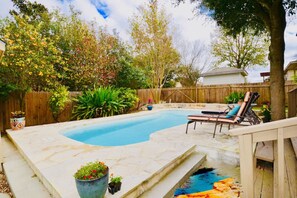 Pool - NEW HOT TUB! POOL & grill! SeaWorld/Military (San Antonio)