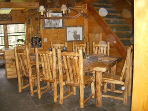 Dining - Mountain Serenity - Log Cabin Get A Way in Majestic Upper Blanco Basin (Pagosa Springs)