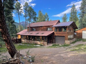 Exterior - Mountain Serenity - Log Cabin Get A Way in Majestic Upper Blanco Basin (Pagosa Springs)