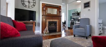 PROCHE DE L'ARCHE, PROPRE DE MOUSSEUX, GRANDES FAMILLES, CABLE, LIT KING, COUR ARRIERE