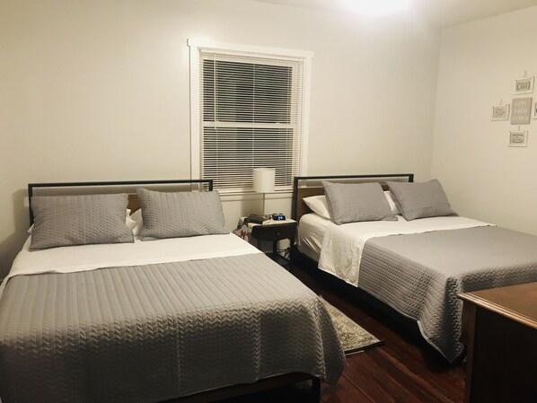 3 bedrooms, desk, iron/ironing board, travel cot