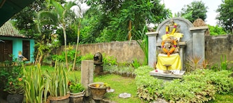 Pondok Tulasi Hostel