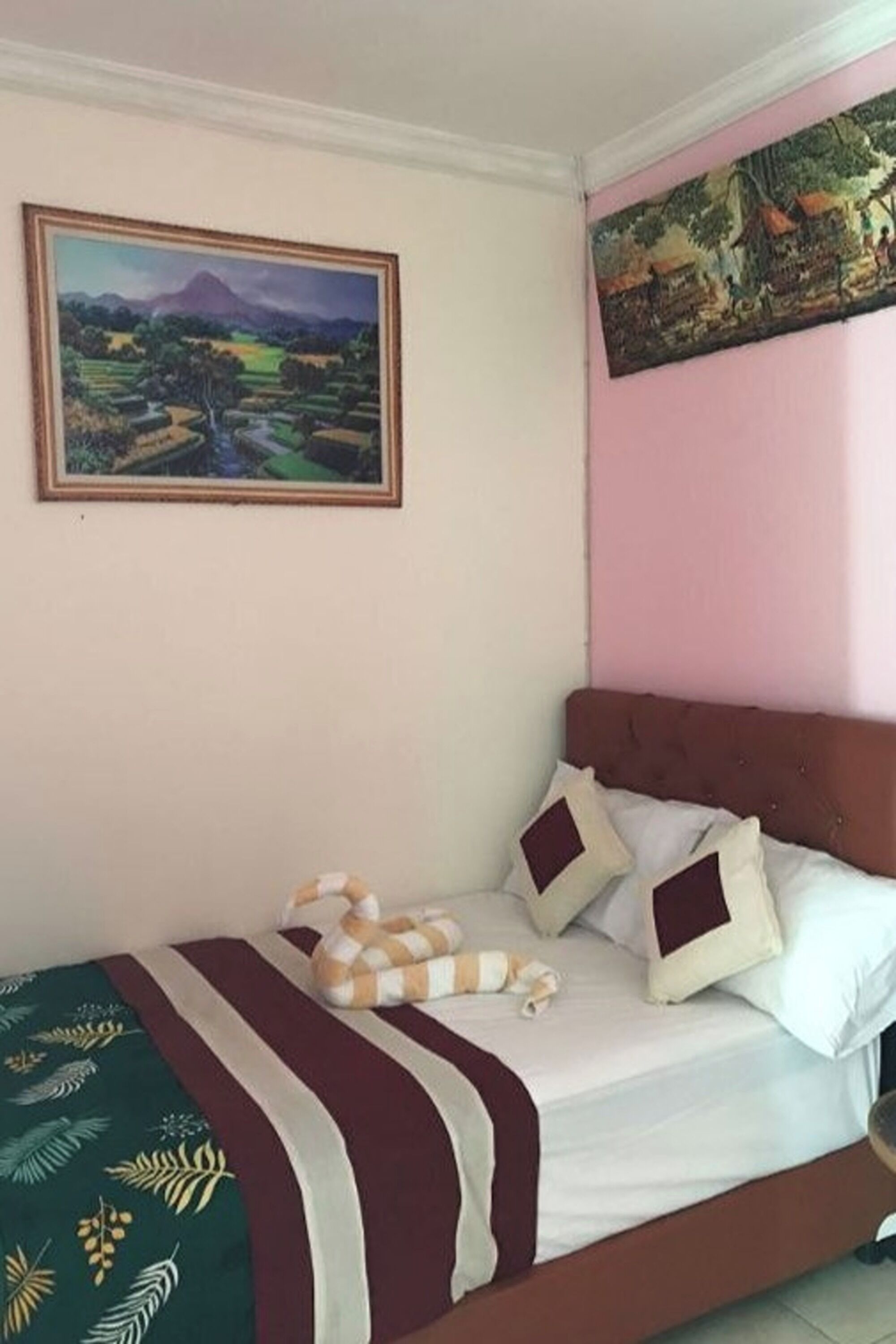 Foto - Hotel O Pondok Tulasi Hostel Near Monkey Forest