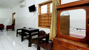 Unclassified image, 2 of 35, button - Hotel Sala (Yogyakarta)