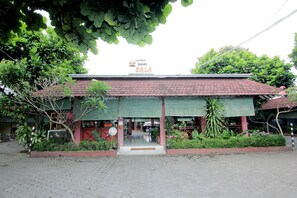 Exterior - Hotel Sala (Yogyakarta)