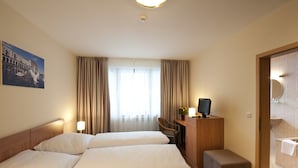 Escrivaninha, Wi-Fi de cortesia, roupa de cama