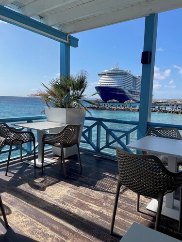 REEFS EDGE BONAIRE - OCEANFRONT - SUNSETS - DIVE SITES - VIEW - DIVE SHOP - POOL