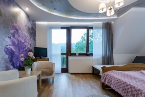 Classic Apartment, Mountain View (Paula)