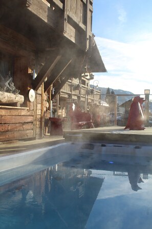 修手甲/腳甲、按摩服務