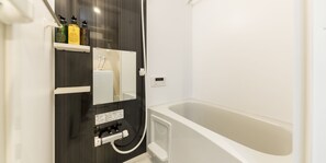 Badewanne und Dusche (separat), Komfortbadewanne